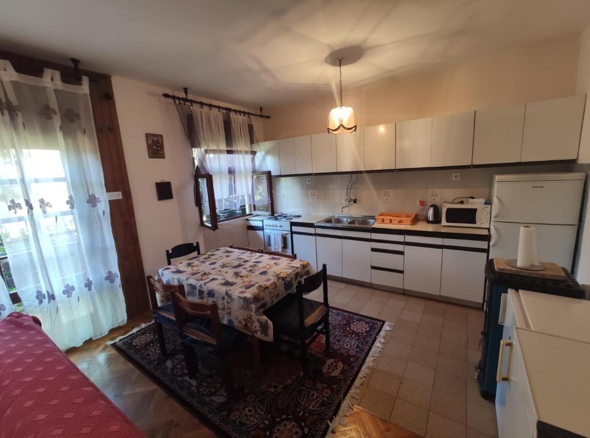 Family Apartment Near Beach Биоград-на-Мору Экстерьер фото